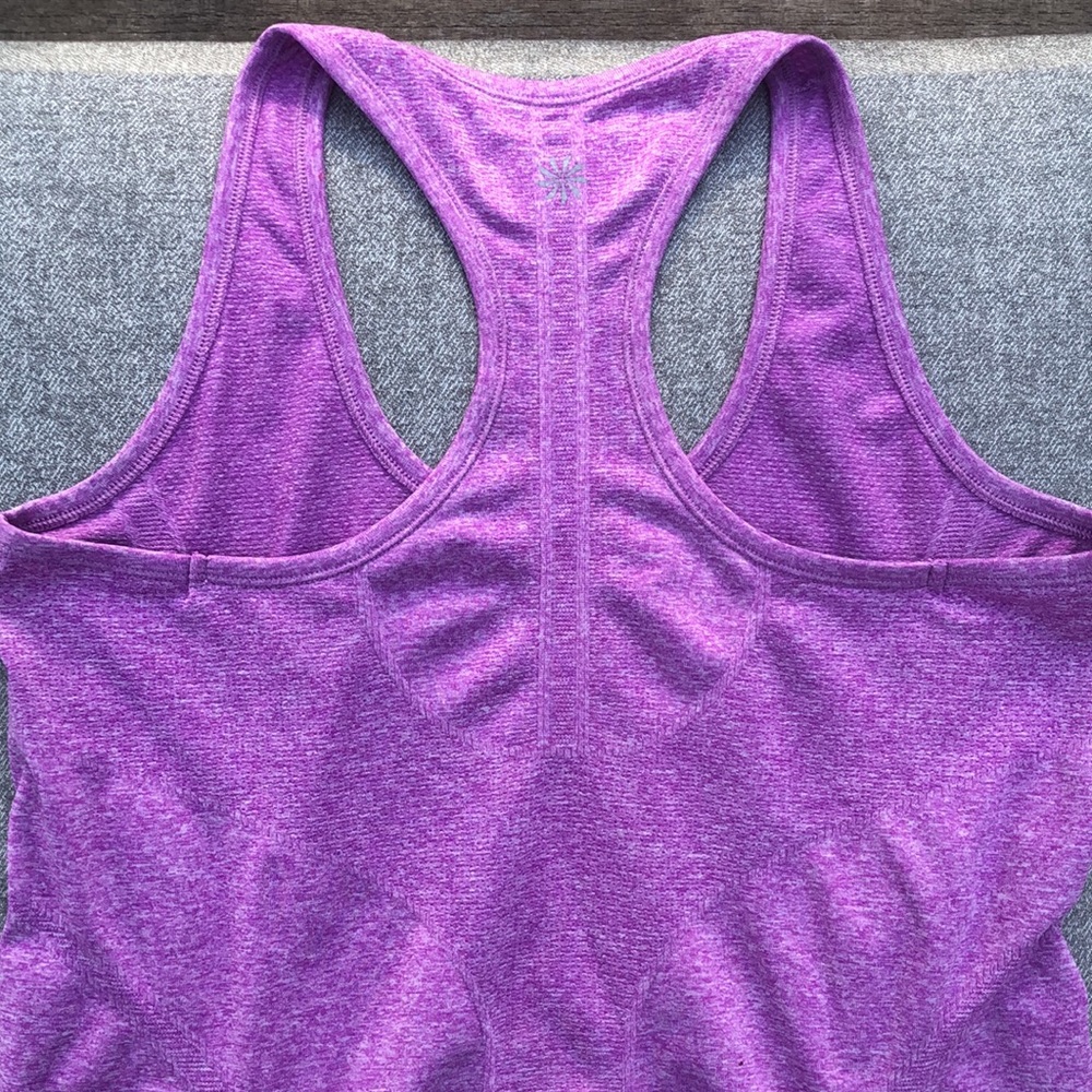 ATHLETA Seamless Fastest Track Racerback Tank w/Hem Grippers - Picture 6 of 6